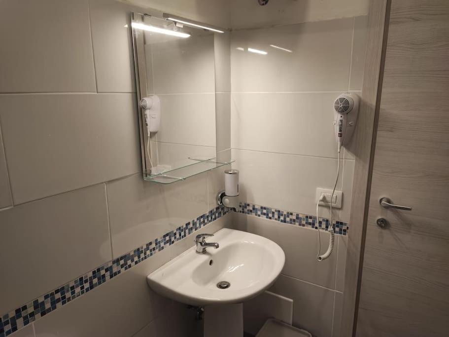 Holiday House Катания Экстерьер фото